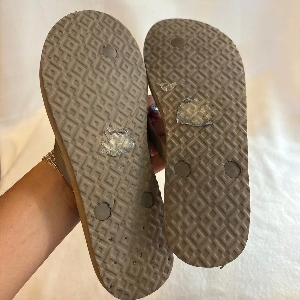 Tory Burch Snakeskin Print Flip Flop Sandals Brown Olive Green Logo Medallion